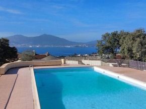 T3 climatisé vue mer piscine tennis